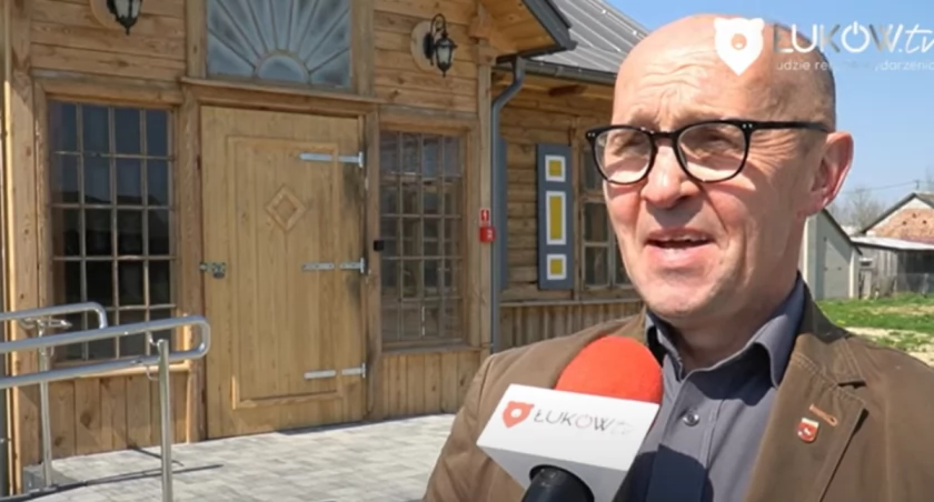 Nowe nazwy ulic w Gręzówce: Upamiętnienie historycznych postaci i wydarzeń