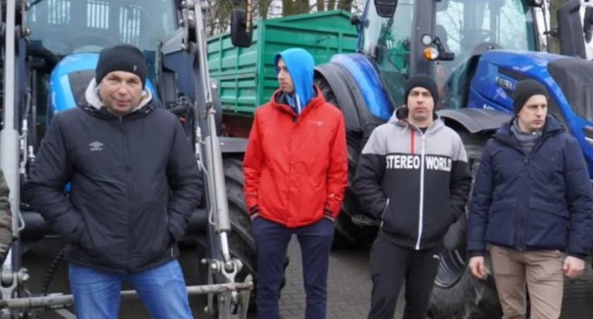 Rolnicy kontynuują protesty i blokują brogi: Planowane utrudnienia na drodze do Warszawy