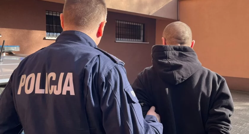 Zwyrol zaatakował 90 latka. Pobił i okradł! 
