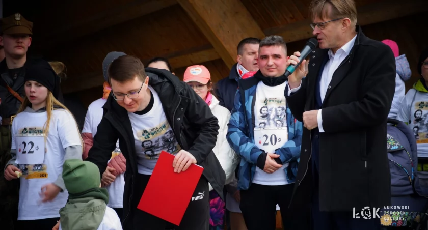 Tropem Wilczym. Bieg Pamięci Żołnierzy Wyklętych Łuków 2024 (NOWA GALERIA) 