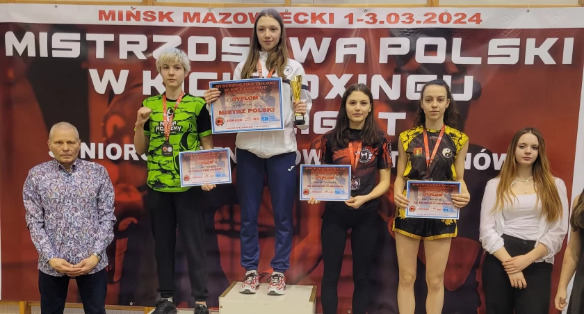 Świetny debiut młodych zawodników KSW Łuków na Mistrzostwach Polski Juniorów w Kickboxingu