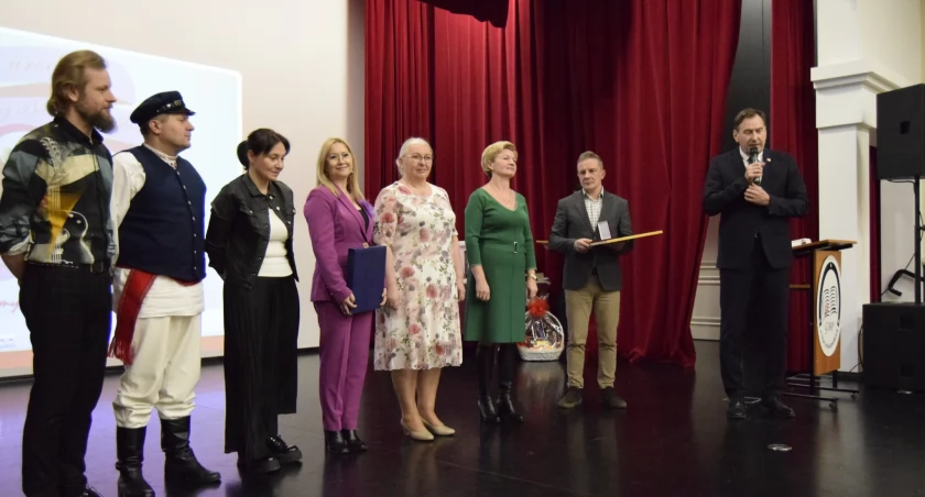 Gminna Biblioteka Publiczna w Starych Kobiałkach świętuje swoje 20-lecie!