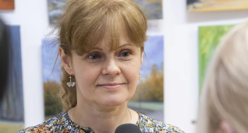 Wystawa malarstwa Aliny Pięty Radość tworzenia w Muzeum Regionalnym w Łukowie 