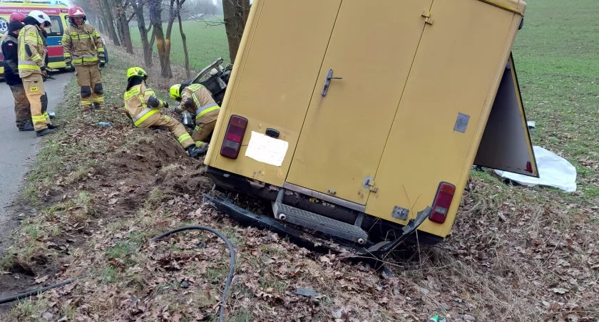 Wypadek busa i osobówki pod Radzyniem! (FOTO)