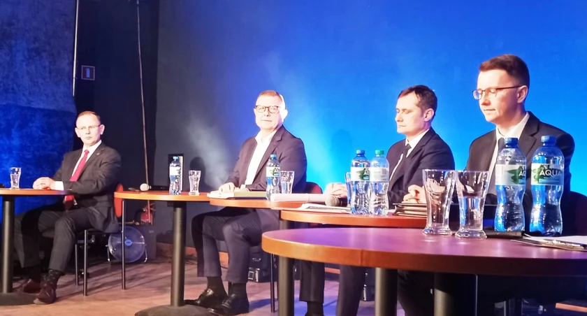 Starcie Tytanów w Łukowie: Zobacz debatę kandydatów na Burmistrza (WIDEO)