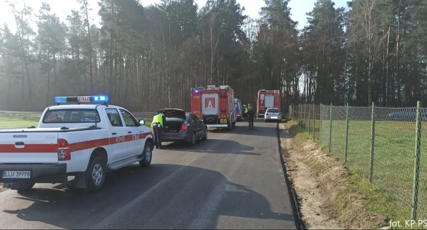 Wypadek w Rolach. Dwie osoby poszkodowane! 
