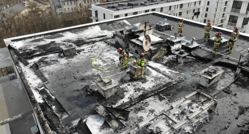 Pożar dachu bloku przy ul. Garbarskiej w Lublinie: Zatrzymany podejrzany  