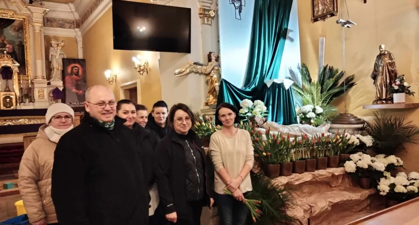 Grobowiec Pański w Parafii św. Anny w Jeleńcu ozdobiony z wdzięcznością