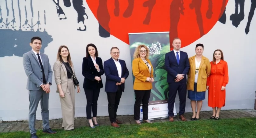 Wola Gułowska. Mural Gen. Franciszka Kleeberga wygląda pięknie! 