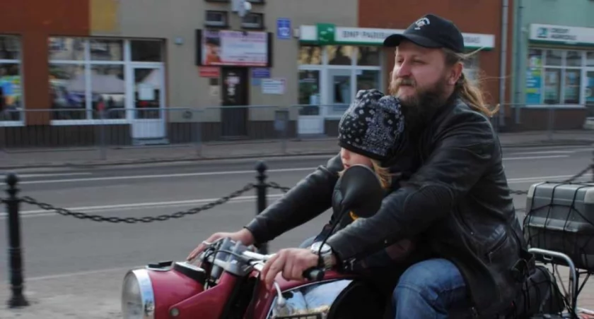Retro Niedziela w Łukowie: wydarzenie motoryzacyjne z kwestą dla Michalinki Kardas