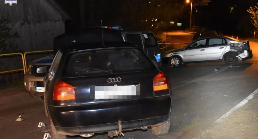 Lubelskie: Pijany kierowca audi sprawca wypadku. Rozbity radiowóz! 
