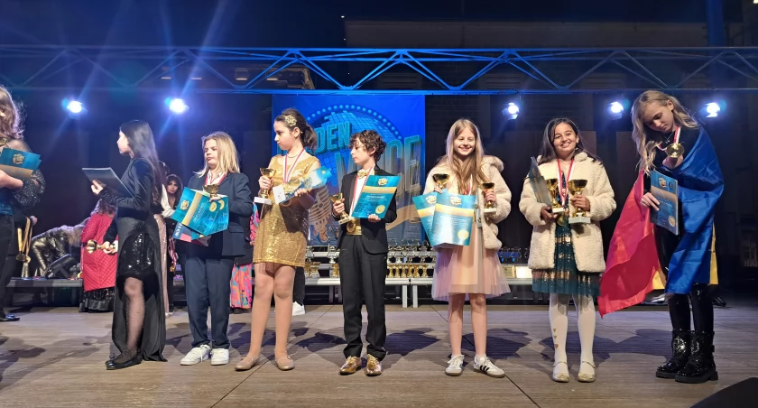 Agatka i Aleksandra Domańskie z Łukowa Zdobywają Serca na Międzynarodowym Festiwalu „Golden Voice Malta 2024”