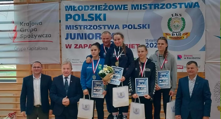 Sukces GKS Armaty Stoczek Łukowski na Mistrzostwach Polski w Zapasach: Trzy medale i drugie miejsce drużynowo 