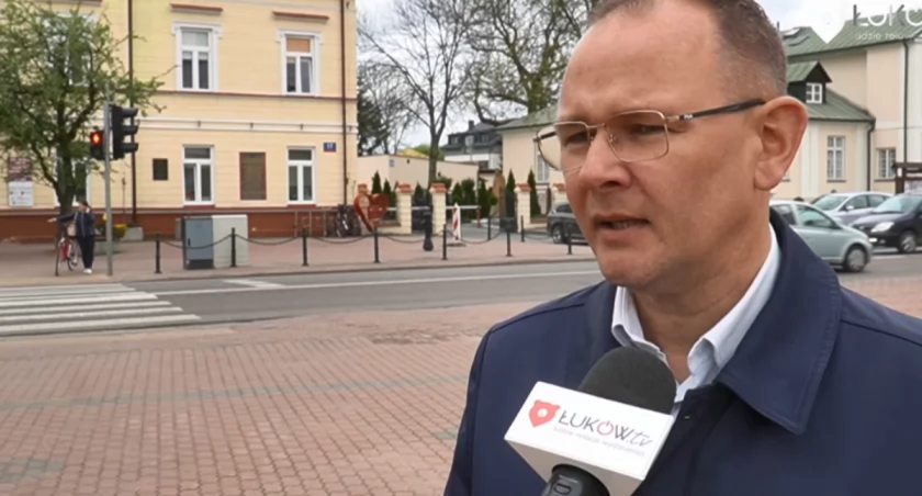 Piotr Płudowski podzielił się przemyśleniami po wyborach - burmistrz Łukowa planuje współpracę z nową Radą Miasta. Popławskiego dalej zastępca (WIDEO) 