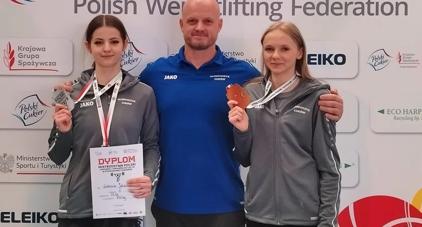 Klub Olimpijczyka Ziemi Łukowskiej: Sukces Julii Linkiewicz i Oliwii Markiewicz na Mistrzostwach Polski 