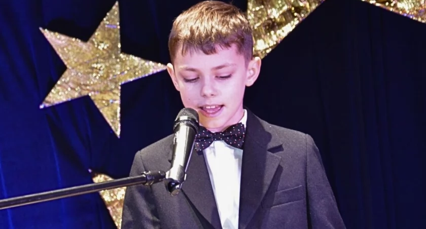 Maksymilian Zdanowski z ŁOK wygrywa XVI Ogólnopolski Konkurs Piosenki Angielskiej „I can be a star 2024