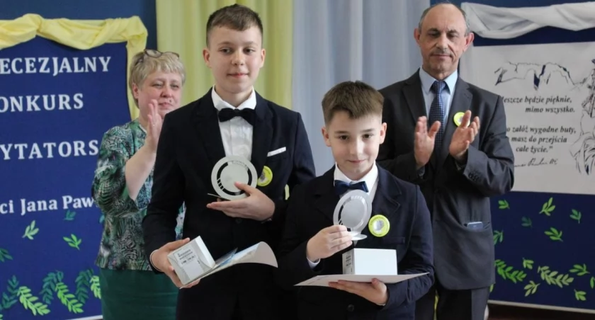  Sukces uczniów Szkoły im. Św. Jana Pawła II, Hubert Toporowicz i Paweł Oleszkiewicz ex aequo zwycięzcami!