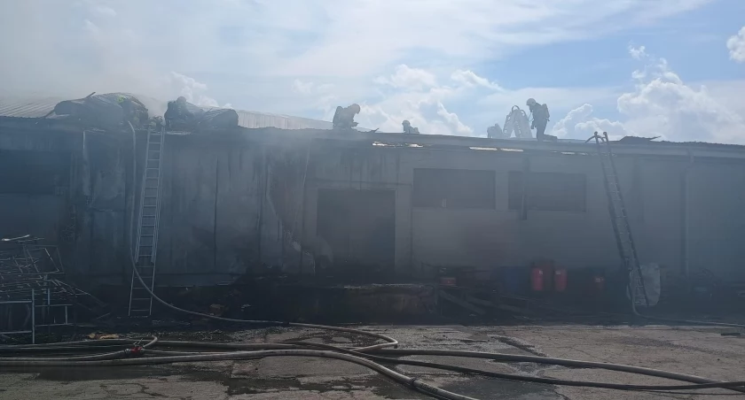 Ogromny pożar w Łukowie - 12 zastępów walczyło z ogniem!