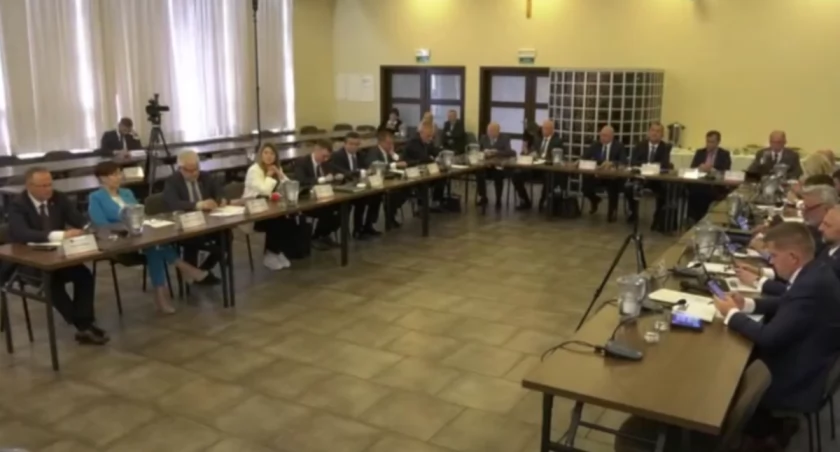 II Sesja Rady Miasta Łuków: Podwyżka Opłat za Przedszkole