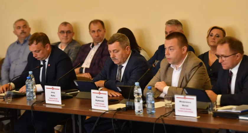 Sesja Rady Powiatu Łukowskiego - wybór nowych komisji stałych, lista komisji i przewodniczących! 