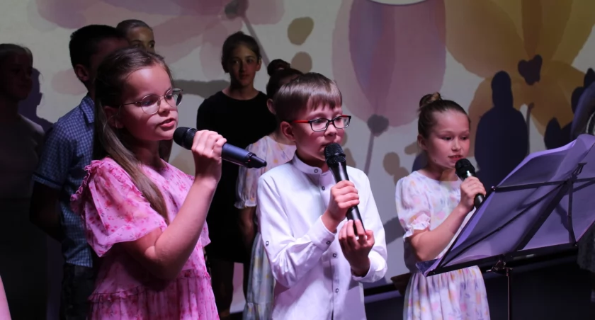 Koncert z okazji Dnia Mamy w Domu Kultury: Wyjątkowe wydarzenie!