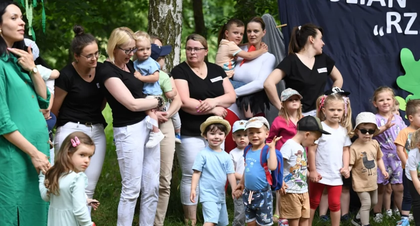Dzień Rodziny w Żłobku Puchatek w Wojcieszkowie (PONAD 400 FOTEK) 