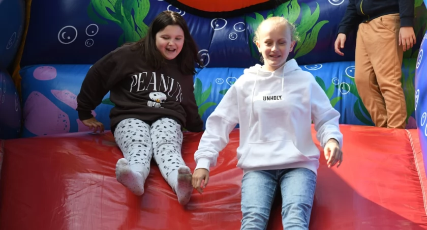 Dzień Dziecka w Gminie Łuków – Fantastyczna zabawa dla n najmłodszych (FOTO + WIDEO)