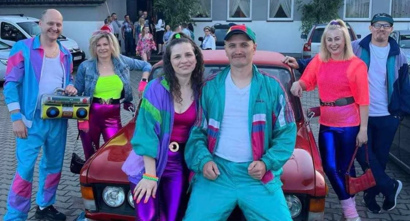 Impreza w stylu PRL w Domu Strażaka w Wólce Świątkowej (WIDEO)