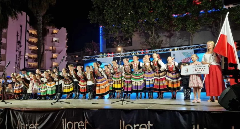 Zespół Pieśni i Tańca Jata na Festiwalu na Costa Bravie