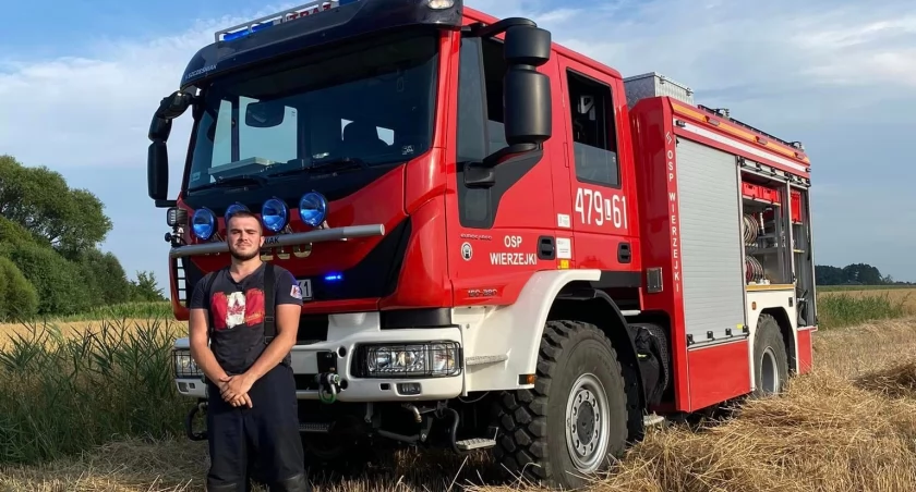 Znowu płonie zboże: OSP Wierzejki i pierwsza akacja z Hubertem Oklińskim