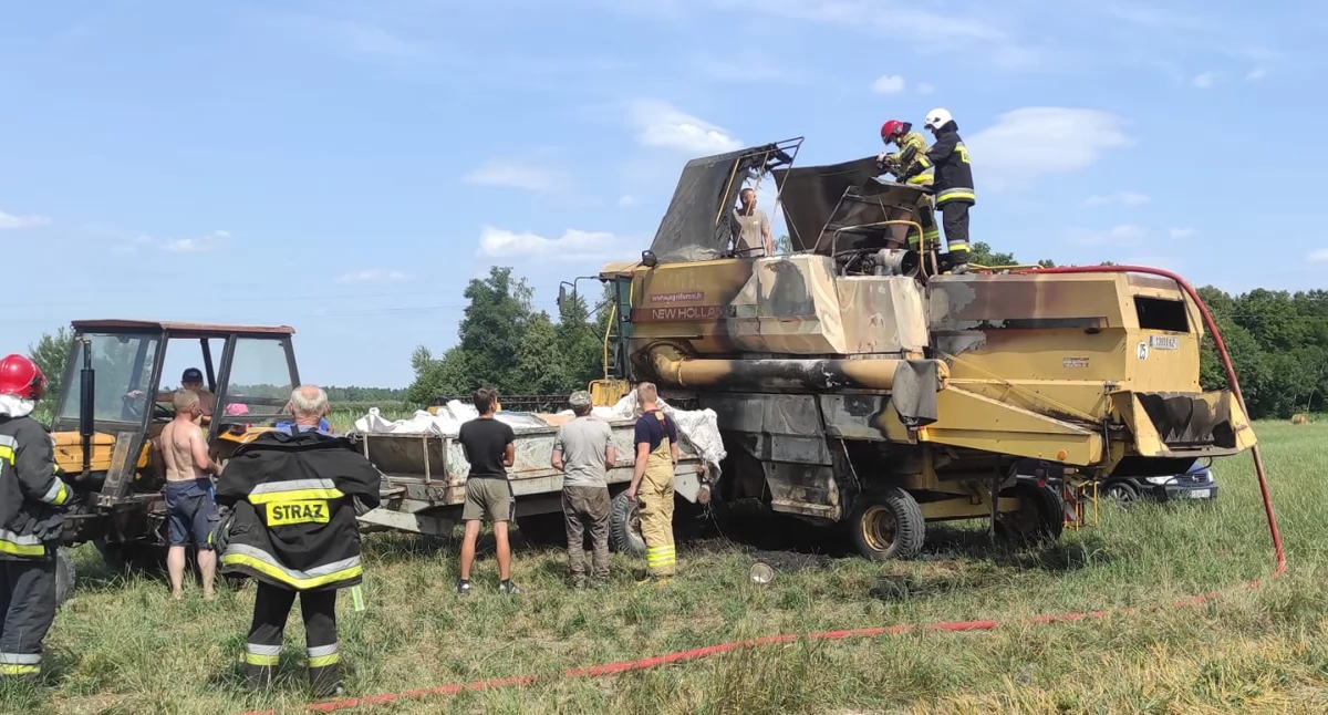 Pożar kombajnu zbożowego w Ernestynowie - skuteczna interwencja straży pożarnej 