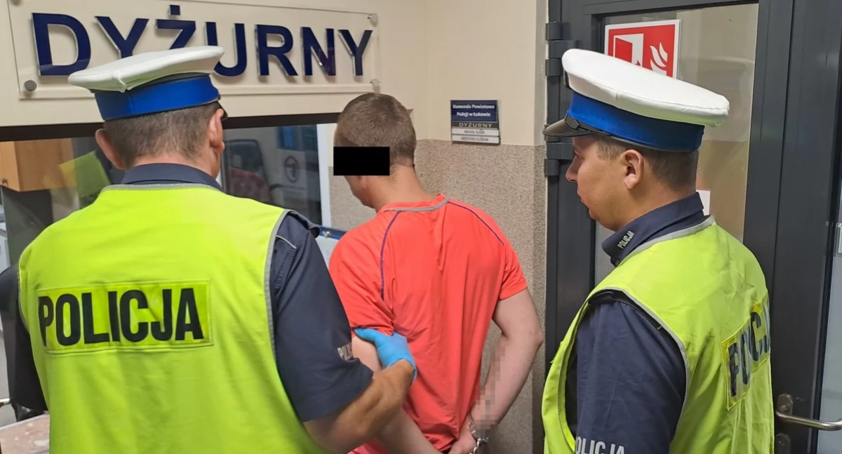 Pijany kierowca wjechał w cztery samochody, próbował uciec