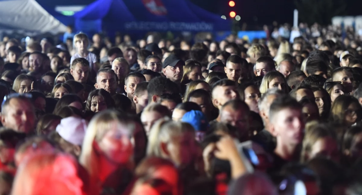 Tysiące ludzi na koncercie Skolima. Piękne dożynki  w Ulanie (FOTO) 
