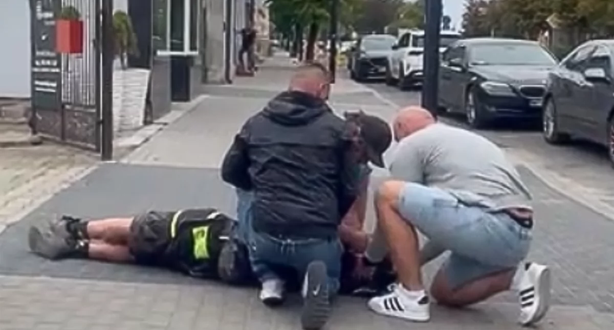 Policjant z powiatu łukowskiego bohaterem: ratował mężczyznę, który doznał ataku padaczki