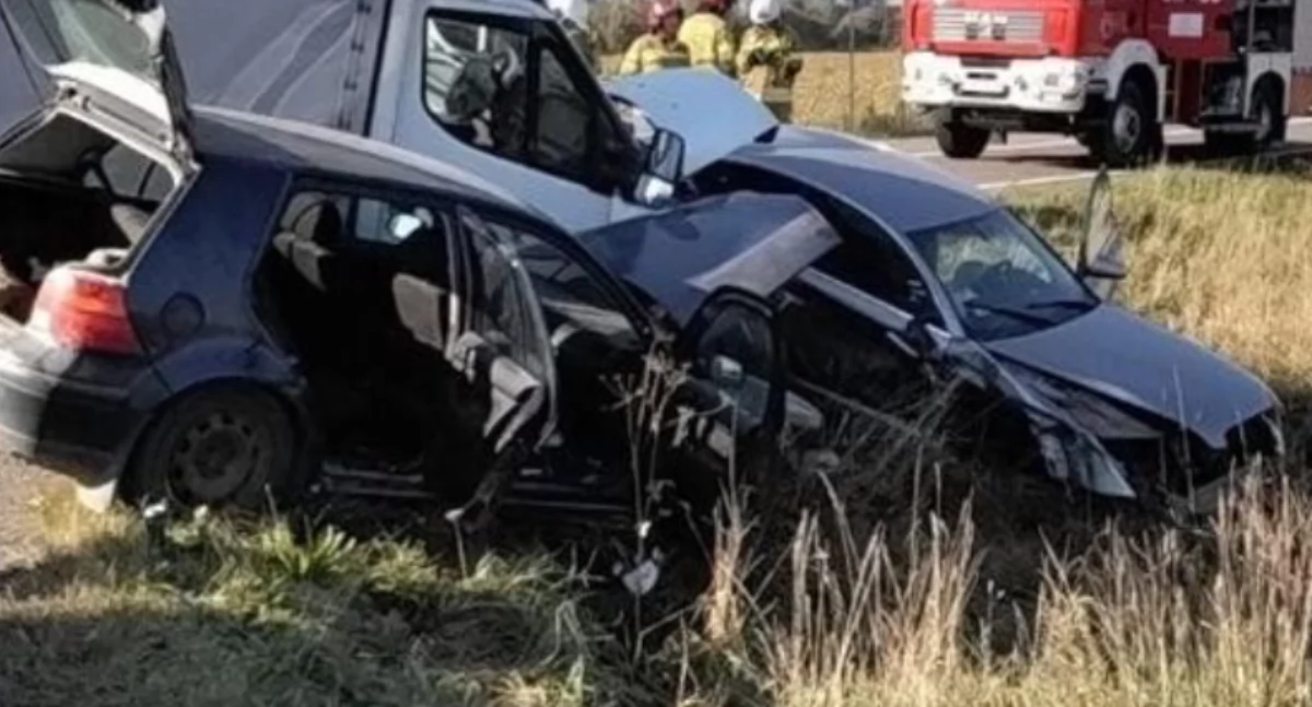 Wypadek na DK 63! Pijany kierowca spowodował zderzenie trzech pojazdów, do szpitala trafiły dzieci