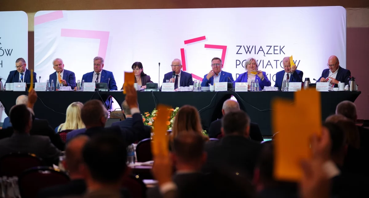 Dariusz Szustek członkiem komisji rewizyjnej Związku Powiatów Polskich!