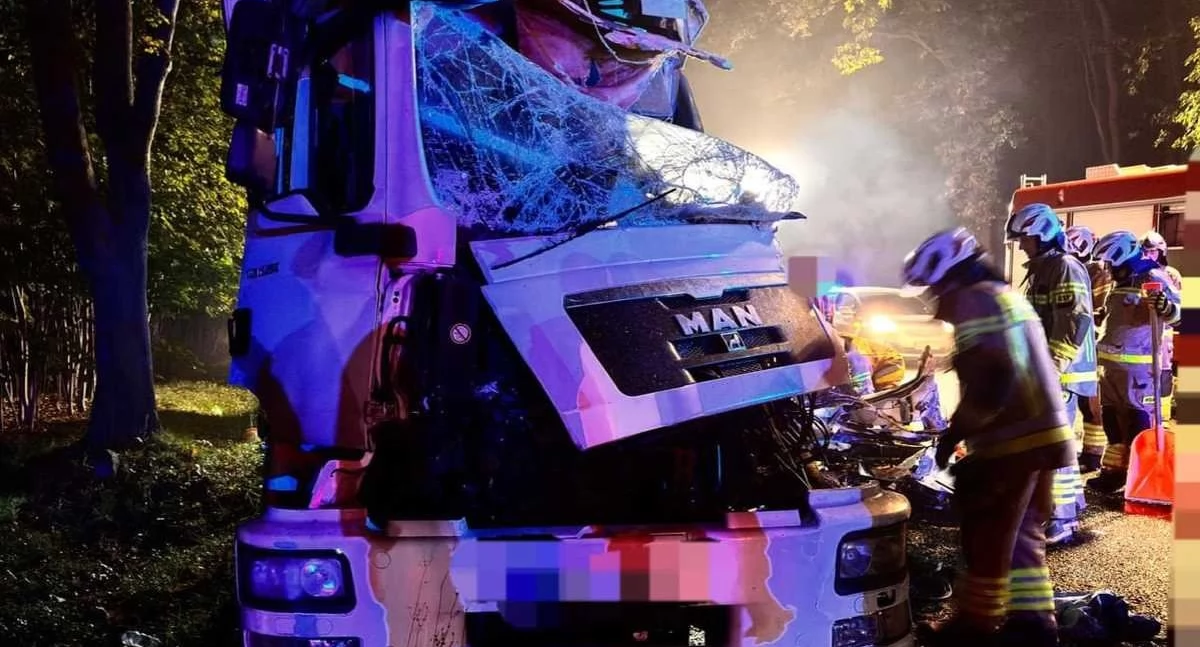 Śmierć na drodze 19. Kierowca MAN-a ginie po uderzeniu w Scanię
