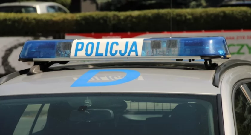 Nocny pirat drogowy zatrzymany! Szaleńczy rajd przez miasto kosztował go 4 tysiące złotych i 14 punktów karnych!