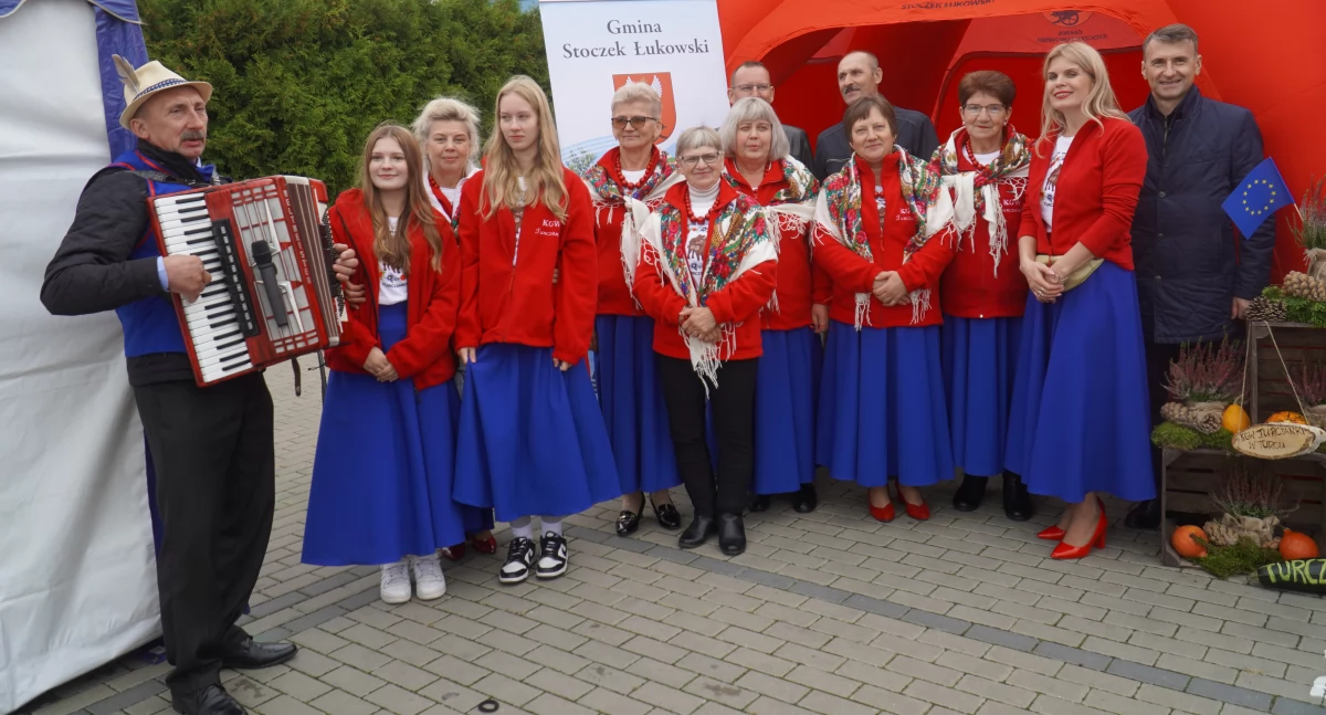 Miliony z Unii Europejskiej zalewają powiat łukowski! Rodzinny Piknik Europejski w Trzebieszowie hitem jesieni