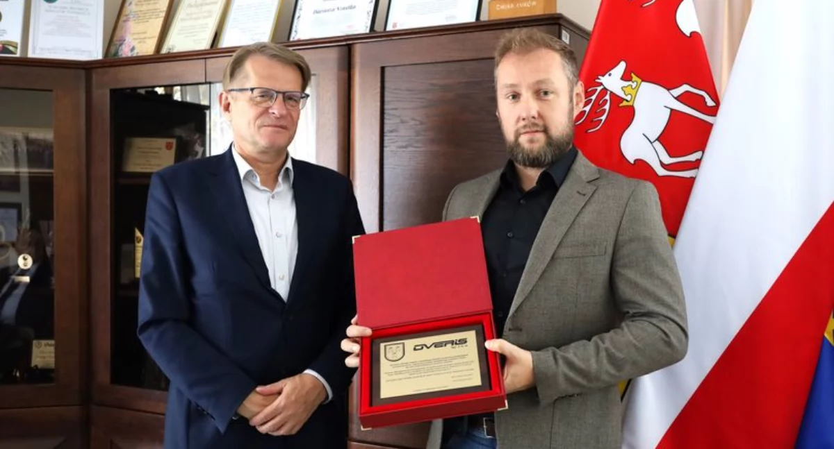 Firma transportowa Overis z Łukowa bohaterem powodzian! Starosta dziękuje za niezwykły gest