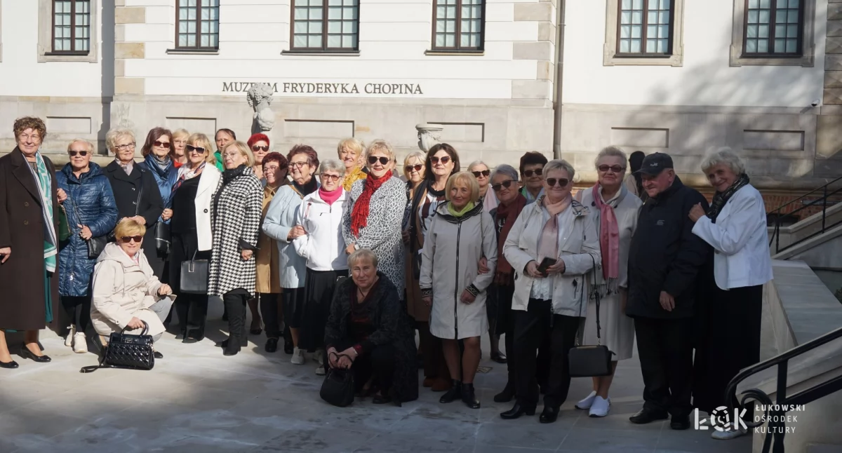 Seniorzy z Łukowa w Warszawie: „Senioralne podróże po wysokiej kulturze