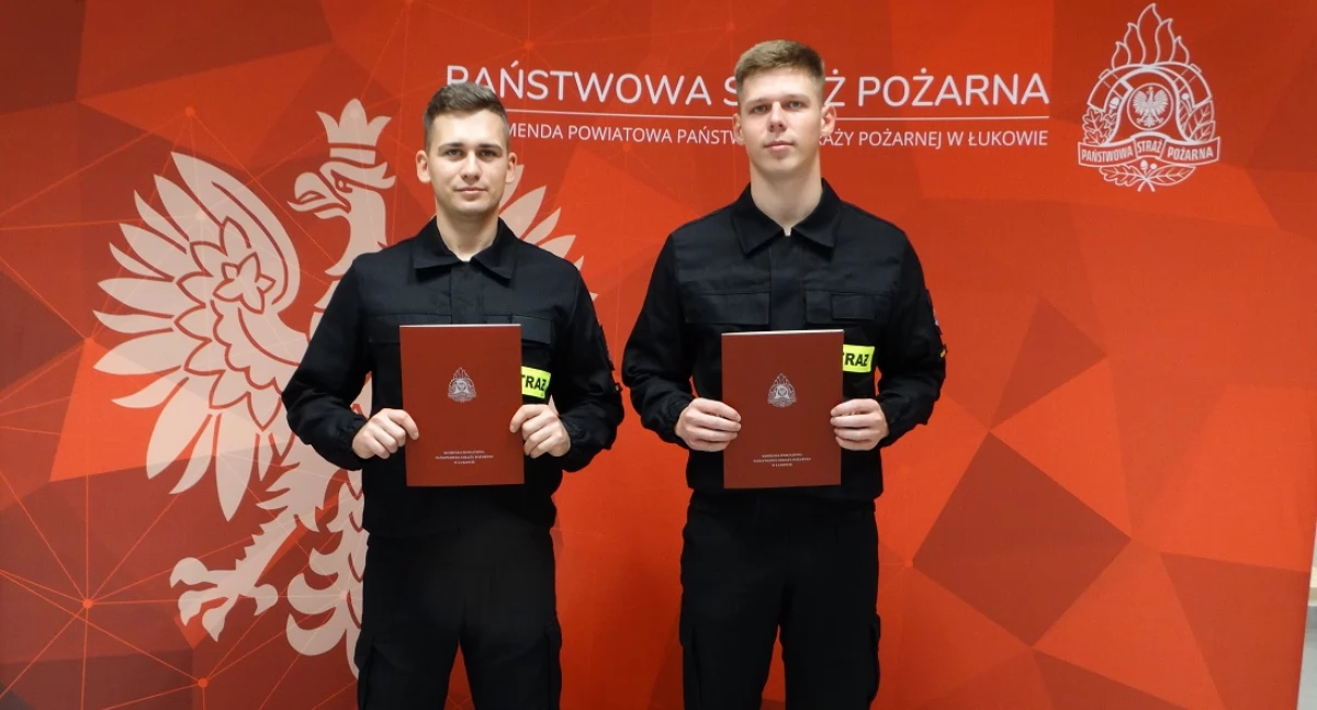 Nowi bohaterowie w szeregach łukowskiej straży pożarnej! Złożyli ślubowanie i wkraczają do akcji