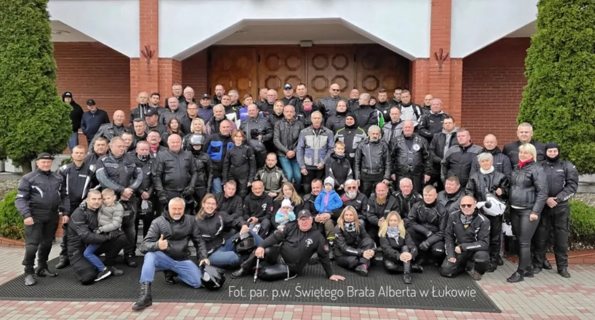 Motoweterani Łuków zakończyli sezon! Zobacz zdjęcia Zbyszka Woźniaka!