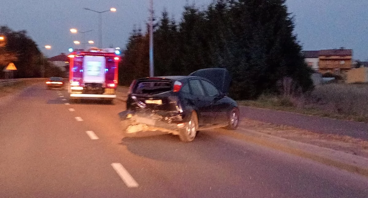 Pijany kierowca spowodował dachowanie na obwodnicy Łukowa! Znamy szczegóły wypadku