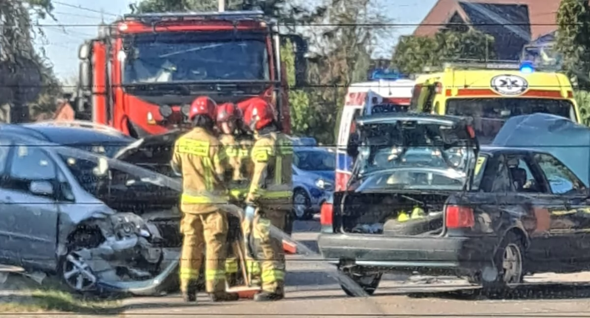 Znamy szczegóły wypadku na ul. Glinki w Łukowie. 47-latka zderzyła się z Audi