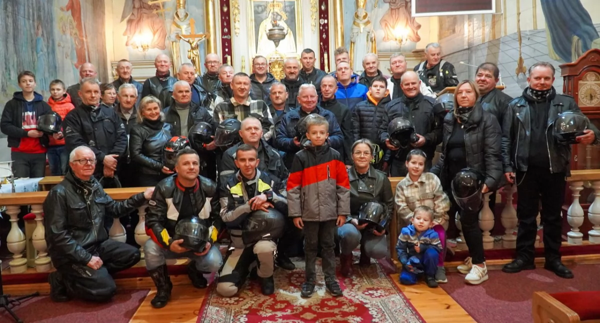 Motoweterani modlili się za bezpieczeństwo na drogach! Msza Święta i różaniec w intencji motocyklistów w Zofiborze
