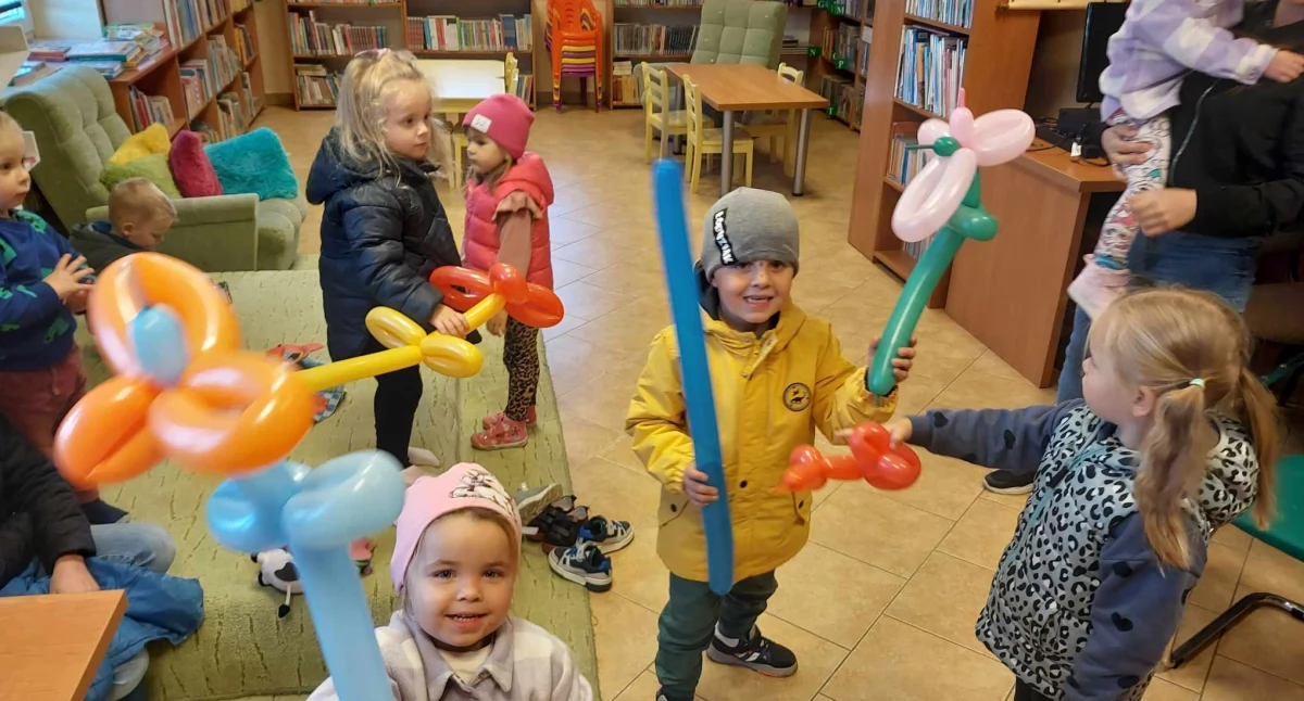 Magiczny piknik w Gołąbkach. Bańki, balony i wspólne ognisko!