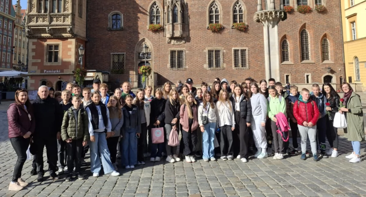 Niezapomniana wycieczka uczniów z Sarnowa do Wrocławia. Zobacz, co najbardziej ich zachwyciło!