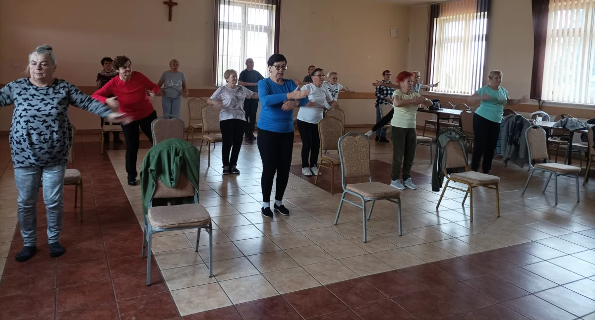Seniorzy pełni energii: 