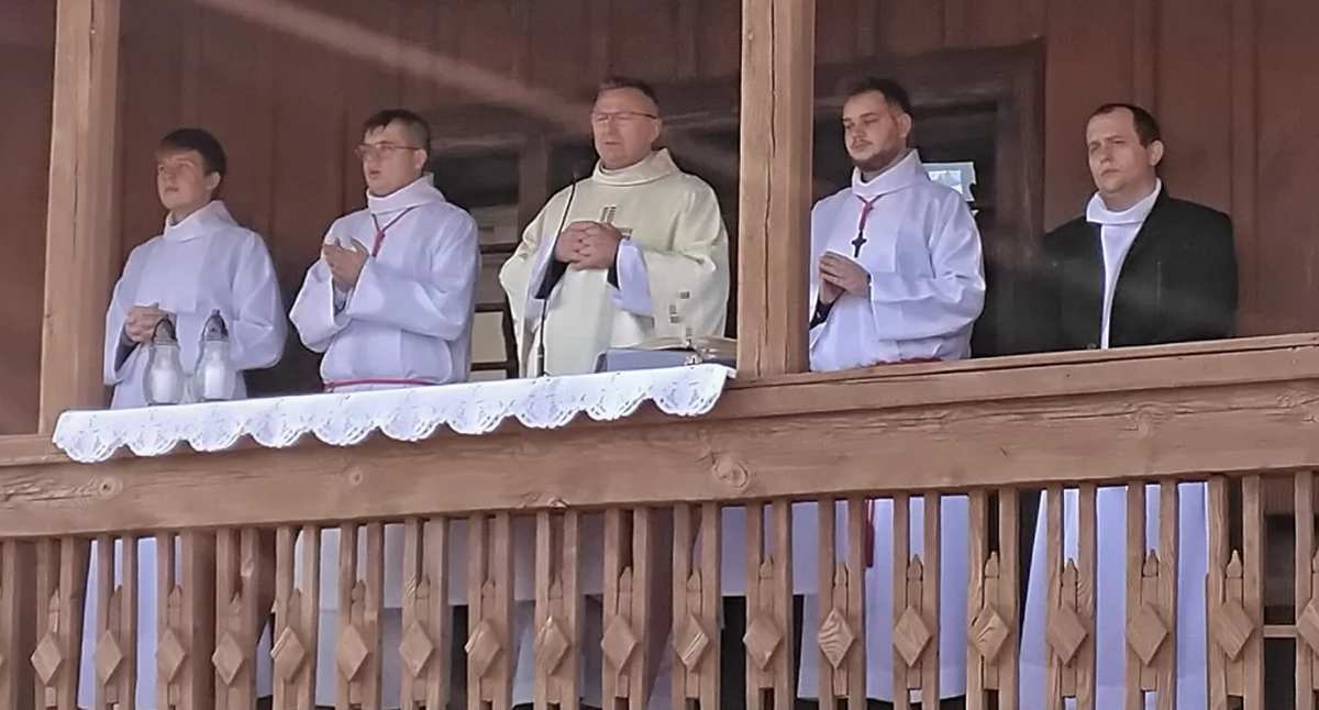 Refleksja na cmentarzu św. Rocha w Łukowie. Ks. Duda apeluje o życie pełne miłości i dobra